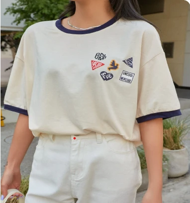 ملابس علوية